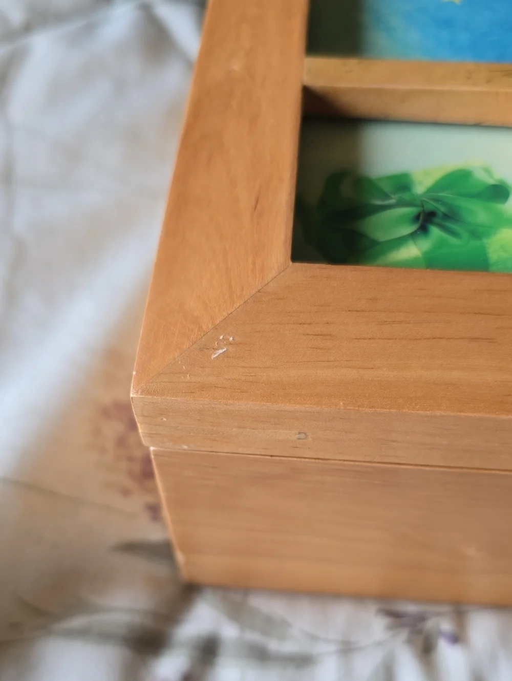 Hallmark Studio B Light Wood Photo Keepsake Box, Natural Wood Includes 30 Quotes